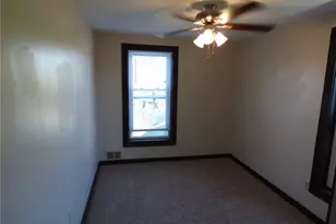 2709 Middletown Rd, Pittsburgh, PA 15205 - Photo 14