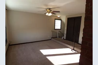 2709 Middletown Rd #2, Pittsburgh, PA 15205 - Photo 6