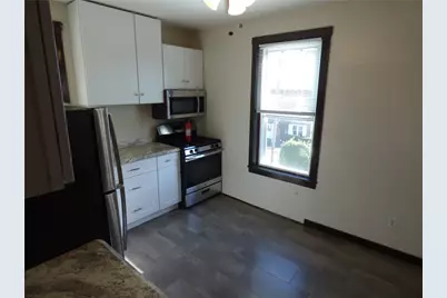 2709 Middletown Rd #2, Pittsburgh, PA 15205 - Photo 4
