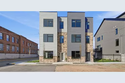 903 Rickenbach St, Pittsburgh, PA 15212 - Photo 1