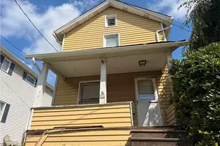 732 Clover Ave, Ellwood City, PA 16117 - Photo 2