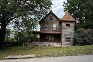 209 Orange St, Oil City, PA 16301 - Photo 4