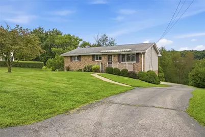 320 Overlook Dr, Beaver, PA 15010 - Photo 2