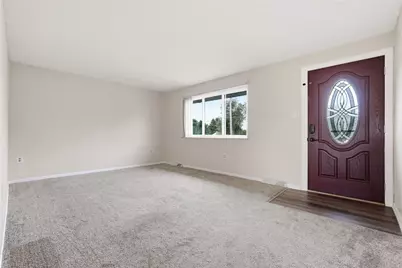 320 Overlook Dr, Beaver, PA 15010 - Photo 4