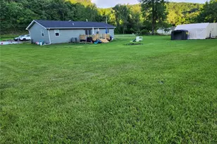 633 Bartleyville Rd, Hanover Township, PA 15021 - Photo 14