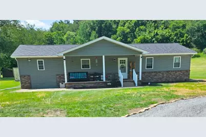 633 Bartleyville Rd, Hanover Township, PA 15021 - Photo 1