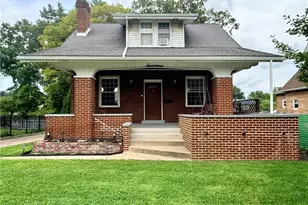17 S Johnson Rd, Houston, PA 15342 - Photo 2