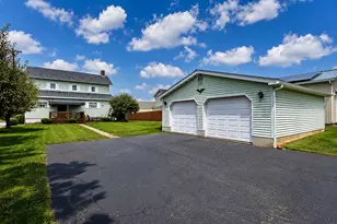 108 Railroad Ave, Hempfield Township, PA 15639 - Photo 32