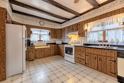 108 Railroad Avenue, Hempfield Township, PA 15639 - Photo 4