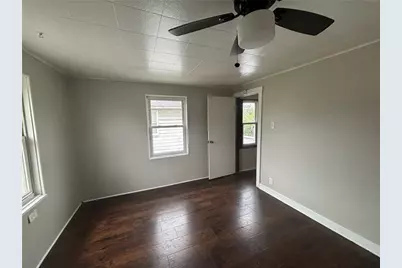 920 Vankirk St, Clairton, PA 15025 - Photo 6