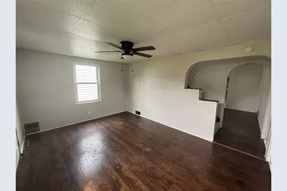 920 Vankirk St, Clairton, PA 15025 - Photo 4