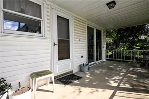 325 Liberty St, California, PA 15419 - Photo 18