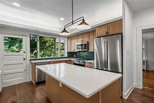 1315 Denniston St, Pittsburgh, PA 15217 - Photo 12