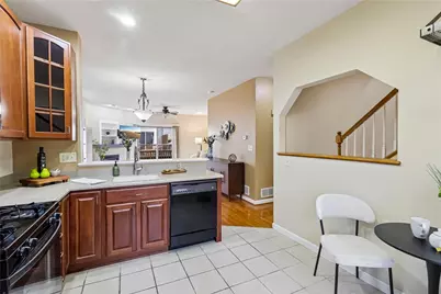 1720 Merriman Court, Pittsburgh, PA 15203 - Photo 12