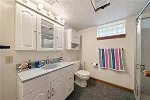 1221 Martin Ave, New Kensington, PA 15068 - Photo 22