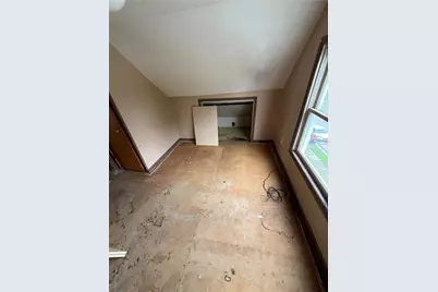 1220 Randolph St, New Castle, PA 16101 - Photo 14