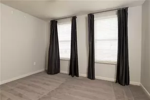 308 Trotwood Dr, Robinson Twp, PA 15108 - Photo 20