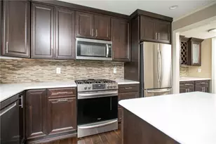 308 Trotwood Dr, Robinson Twp, PA 15108 - Photo 10