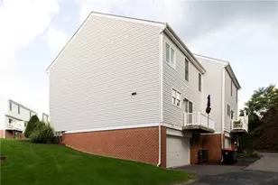 308 Trotwood Dr, Robinson Twp, PA 15108 - Photo 34