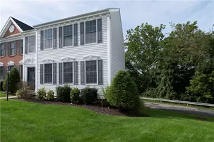 308 Trotwood Dr, Robinson Twp, PA 15108 - Photo 32