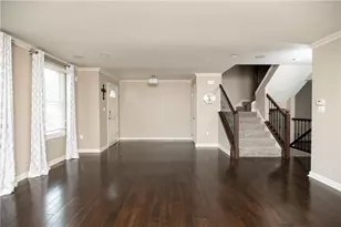 308 Trotwood Dr, Robinson Twp, PA 15108 - Photo 4