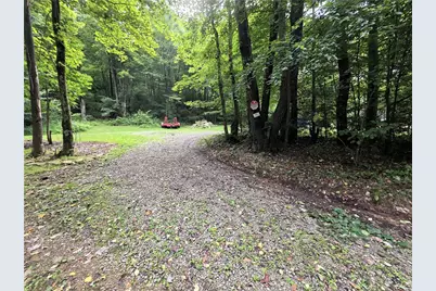 258 Mike Shawley Rd, Jefferson Township, PA 15501 - Photo 10