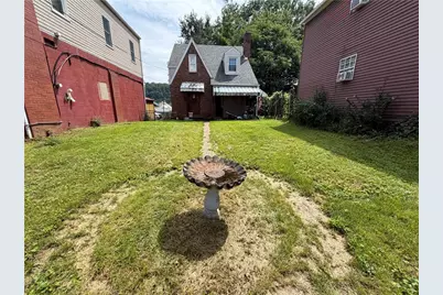1074 Brackenridge Ave, Brackenridge, PA 15014 - Photo 2