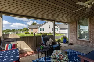 105 Carriage Dr, New Sewickley Township, PA 15042 - Photo 4