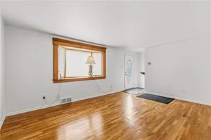 86 Thorncrest Dr, Stowe Township, PA 15136 - Photo 6