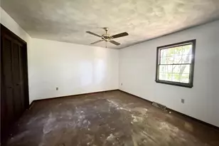 901 Stratford Rd, Fairfeld Township, PA 15658 - Photo 20