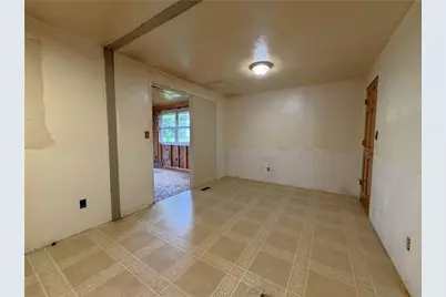509 S Summit Street, Derry Township, PA 15627 - Photo 4
