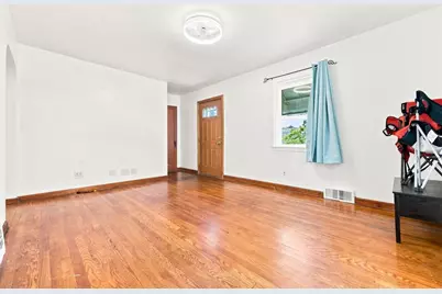 3506 College Ave, Beaver Falls, PA 15010 - Photo 4