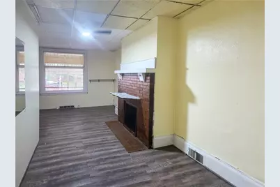 209 Estella Ave, Pittsburgh, PA 15210 - Photo 6