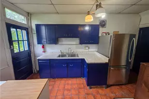 209 Estella Ave, Pittsburgh, PA 15210 - Photo 14