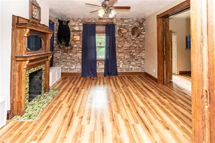 1212 Vine St, Connellsville, PA 15425 - Photo 10