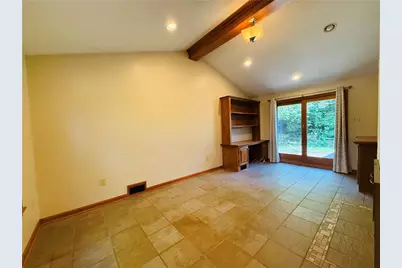 143 Seneca Dr, Pittsburgh, PA 15228 - Photo 24