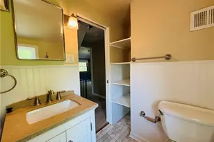 143 Seneca Dr, Pittsburgh, PA 15228 - Photo 36