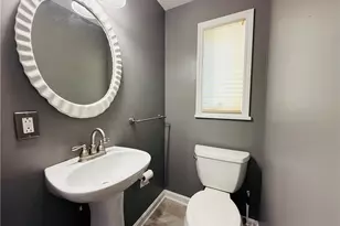 143 Seneca Dr, Pittsburgh, PA 15228 - Photo 12