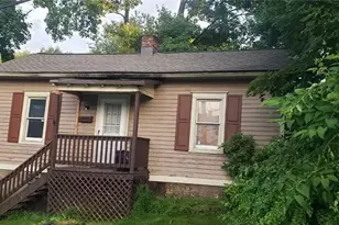 535 E Washington St, Rochester, PA 15074 - Photo 14
