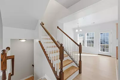 1502 Pointe View Dr, Adams Township, PA 16046 - Photo 18