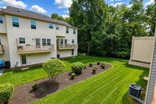 1502 Pointe View Dr, Adams Township, PA 16046 - Photo 44