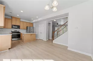 1502 Pointe View Dr, Adams Township, PA 16046 - Photo 14