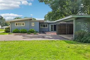 182 Upland Dr, Neshannock Township, PA 16105 - Photo 4