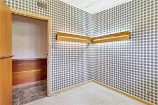 182 Upland Dr, Neshannock Township, PA 16105 - Photo 24