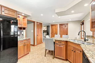 238 Oak Entrance Dr, Jefferson Hills, PA 15025 - Photo 16