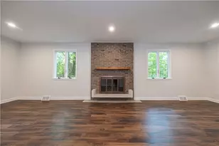 9843 Woodland Rd N, Pittsburgh, PA 15237 - Photo 8