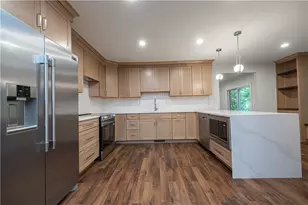 9843 Woodland Rd N, Pittsburgh, PA 15237 - Photo 12