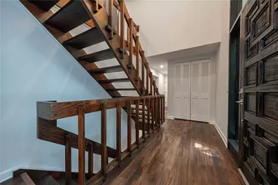 9843 Woodland Rd North, Pittsburgh, PA 15237 - Photo 4