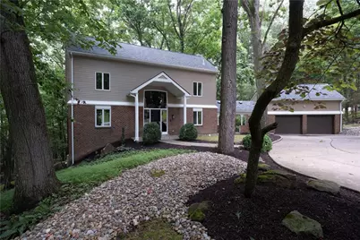 9843 Woodland Rd North, Pittsburgh, PA 15237 - Photo 1