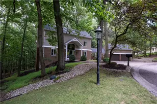 9843 Woodland Rd N, Pittsburgh, PA 15237 - Photo 2